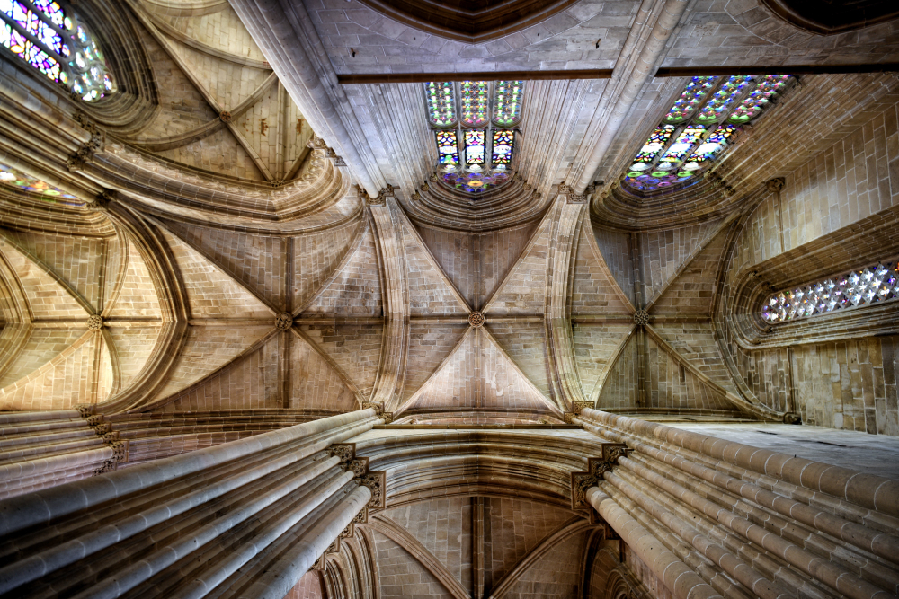 The Evolution of Cathedral Design Through the Centuries