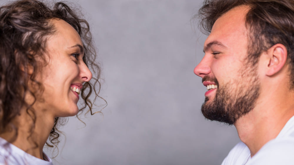 Verbal vs Nonverbal Communication: Key Differences