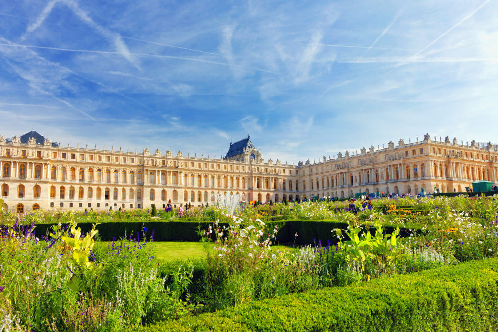 Palace of Versailles: Royal Power and Revolution